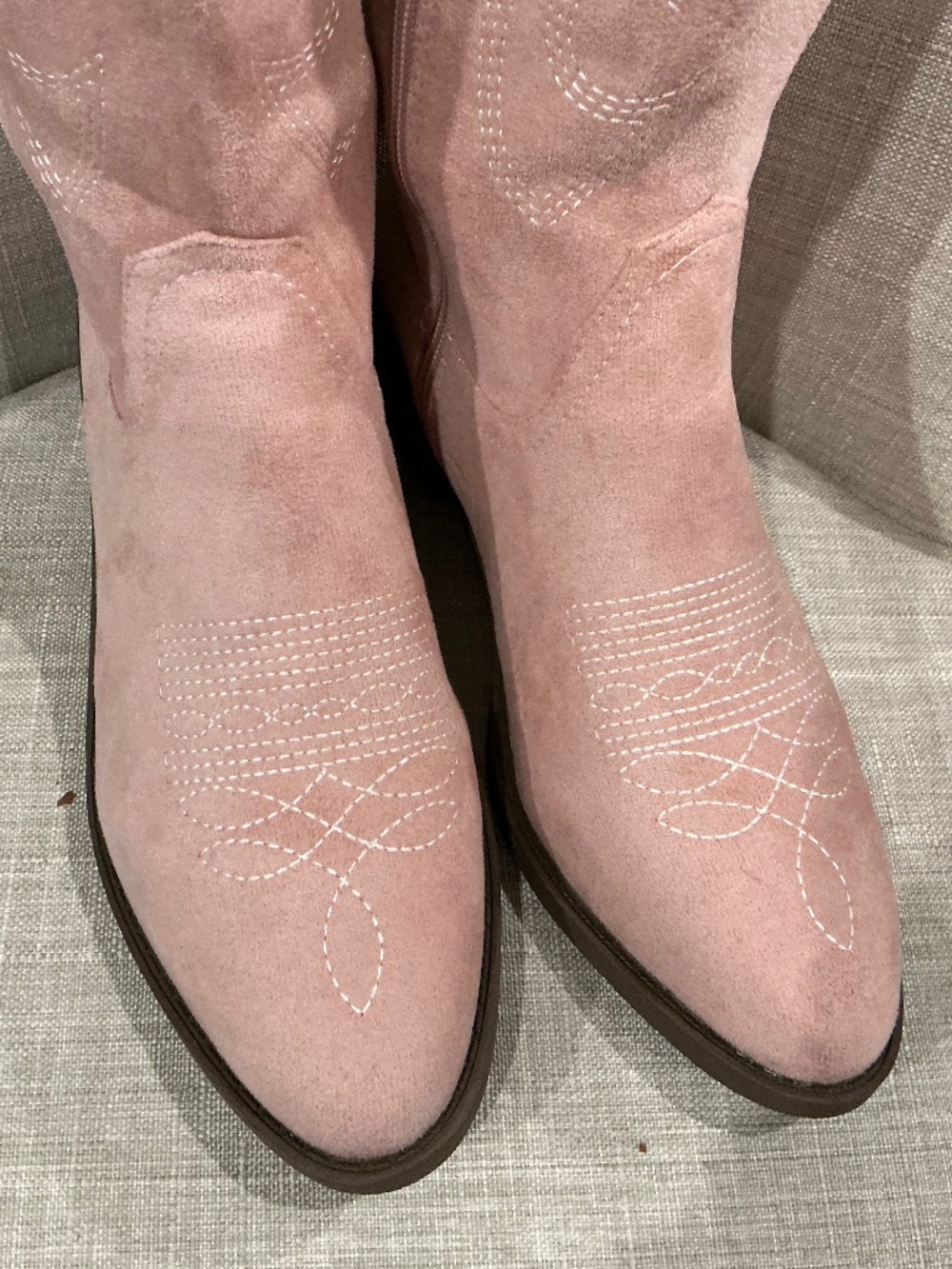 Stunning Pink Suede knee high women’s Boots